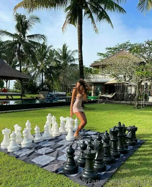 busty_ju