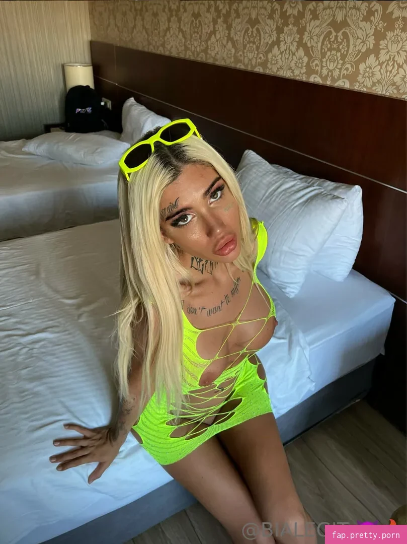Bia Khalifa - Photo #92