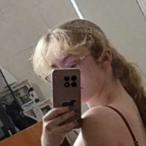 blonde_katie