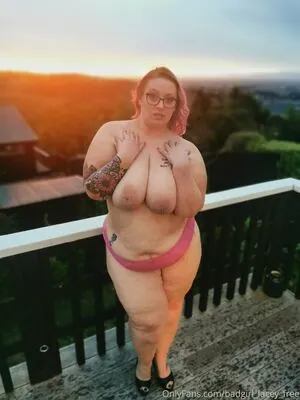 badgirl_lacey_free