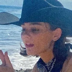 Bec Lauder