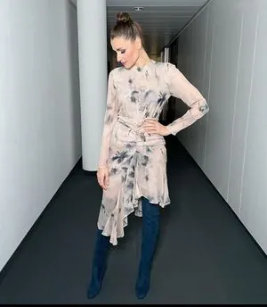Bella Lesnik