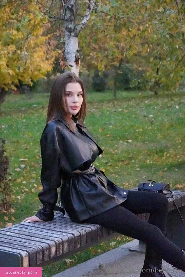 bella_lla - Photo #23