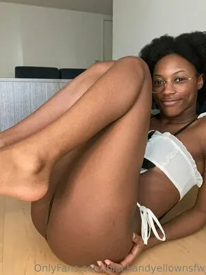 blackandyellownsfw