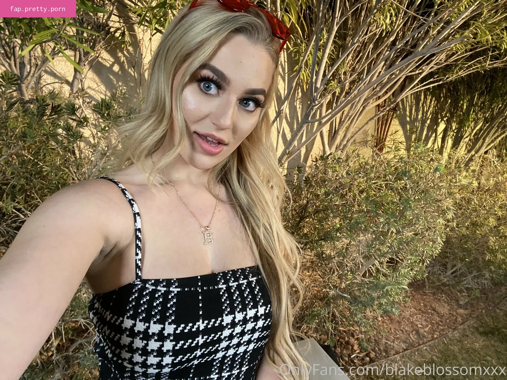 blakeblossomxxx - Photo #10