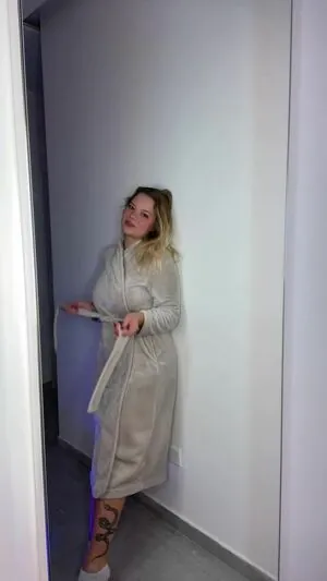 blondebaaabygirl