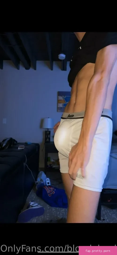 blondeboybradfree - Photo #14