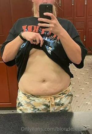 blondefeedee
