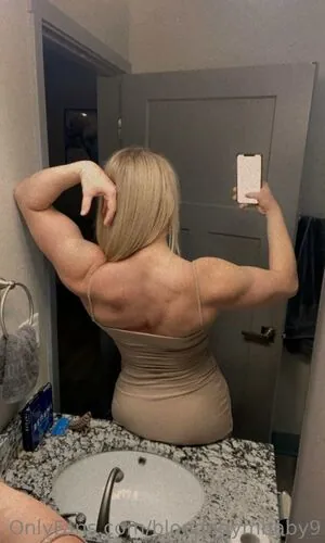 BlondeGymBaby