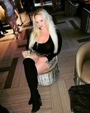 BlondiePomie