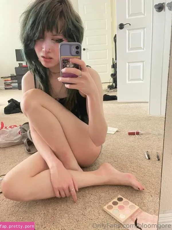 bloomgore - Photo #36