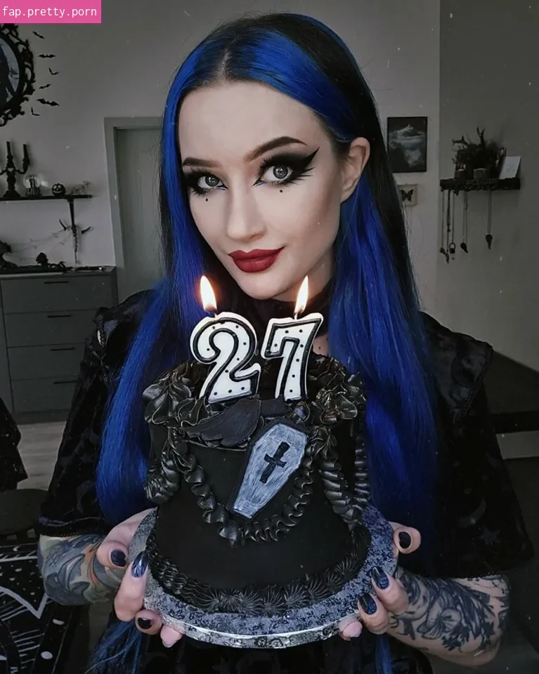 BlueAstrid - Photo #71