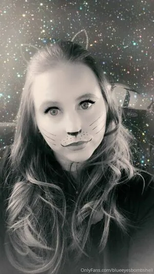 blueeyesbombshell