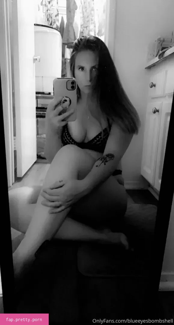 blueeyesbombshell - Photo #23