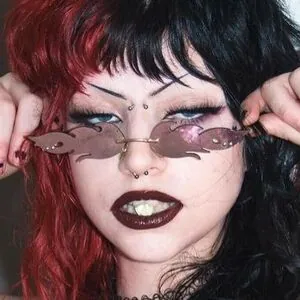 BluntedLipGloss