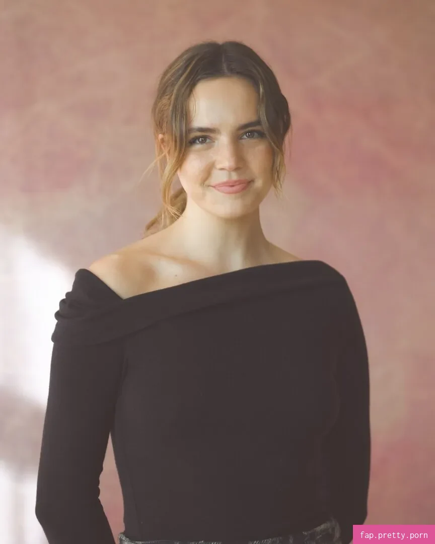 Bailee Madison - Photo #04