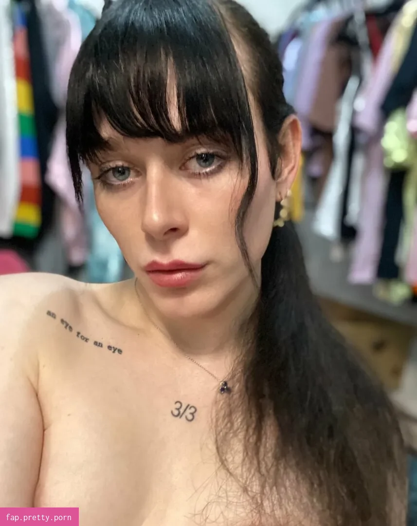 Bella Misandria - Photo #09