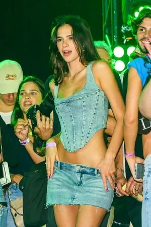 Bruna Marquezine