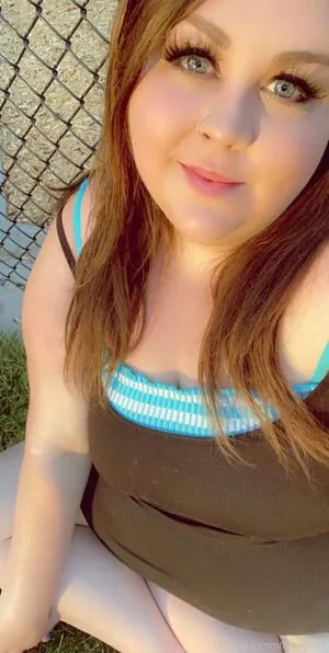 Busty Meg / bustymeg content