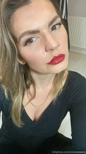 bonnietawny