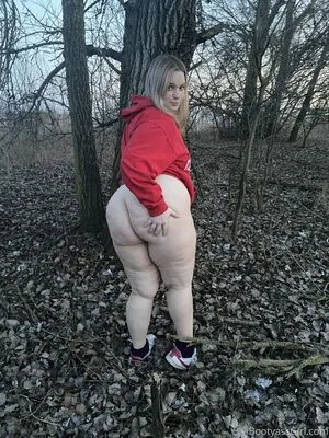 bootyassgirl