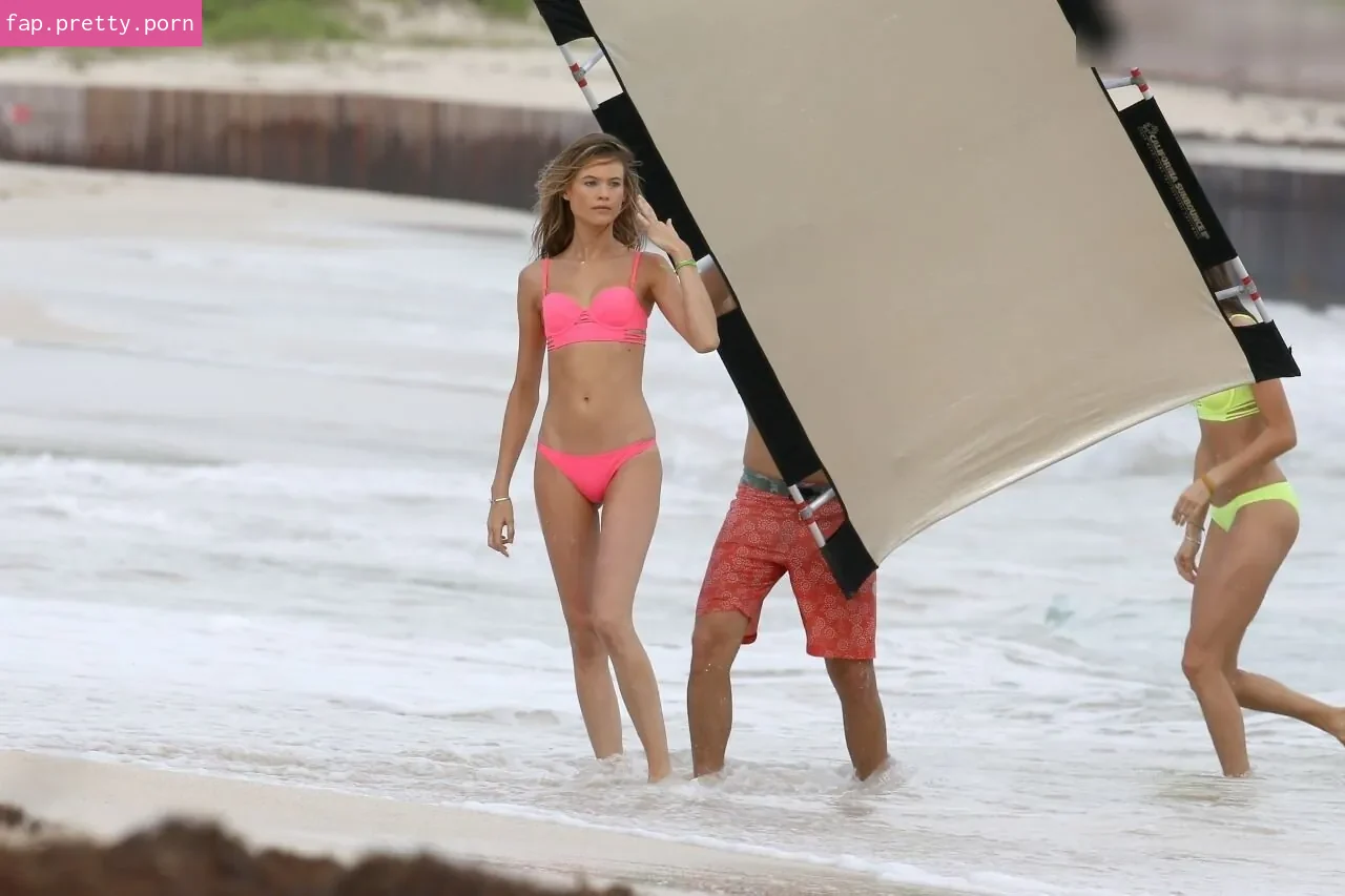 Behati Prinsloo - Photo #96