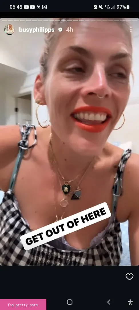 Busy Philipps - Photo #92