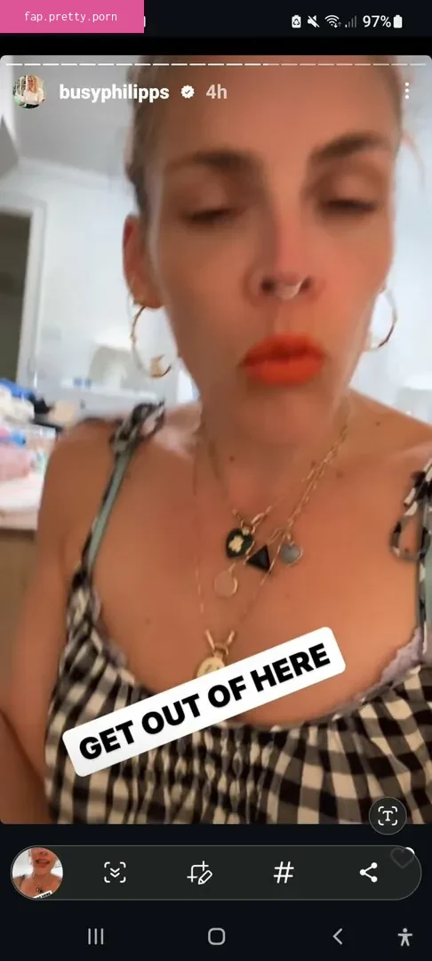 Busy Philipps - Photo #14