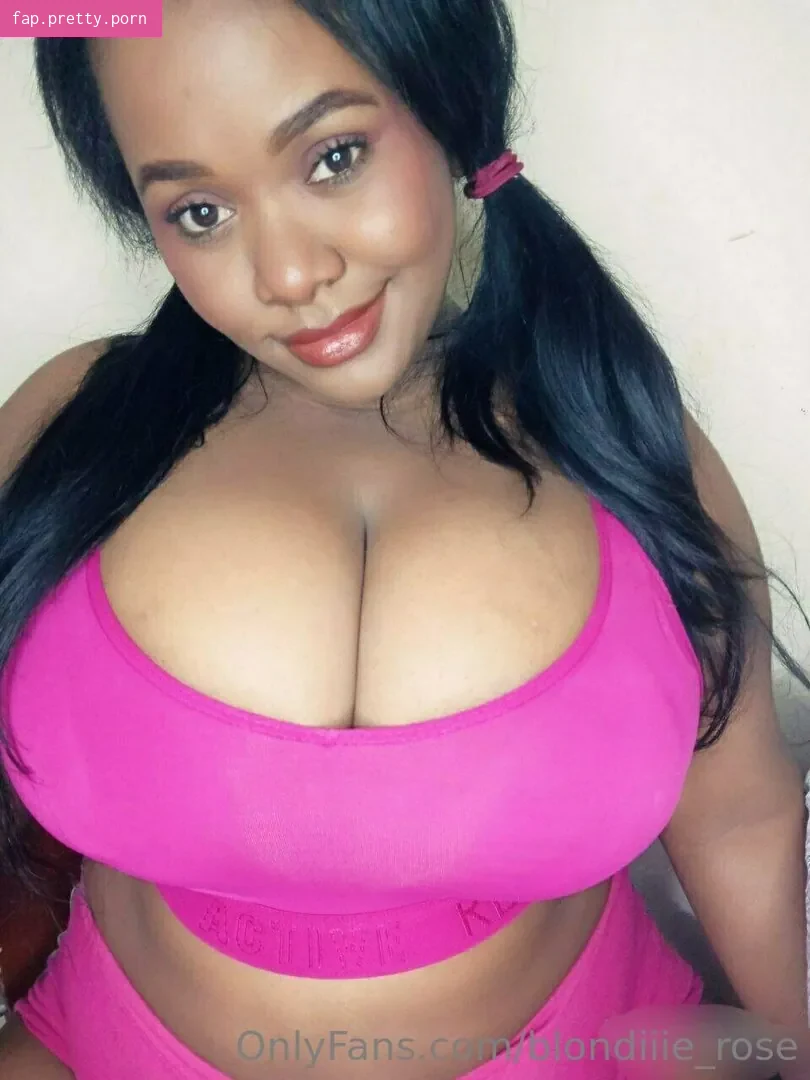 blondiiie_rose - Photo #10