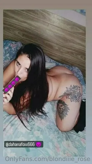 blondiiie_rose
