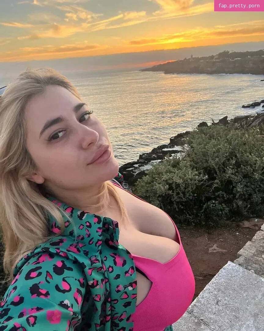blondiiie_rose - Photo #06