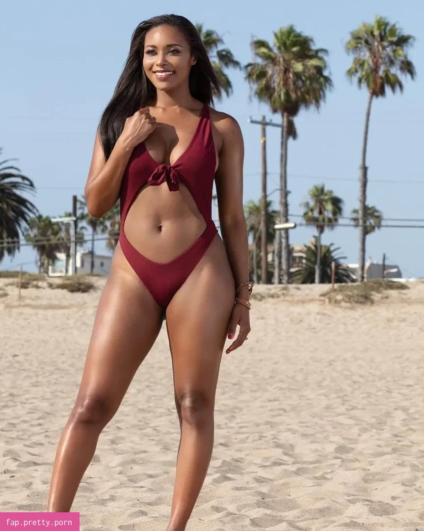 Brandi Rhodes - Photo #29