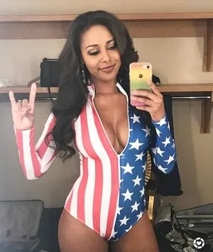 Brandi Rhodes