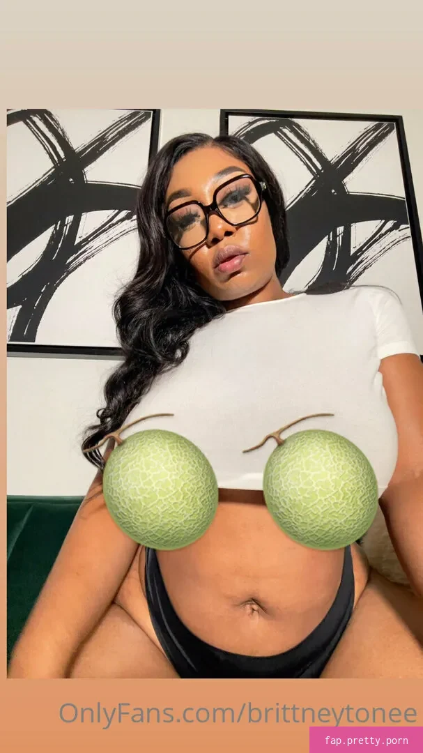 brittneytonee - Photo #11