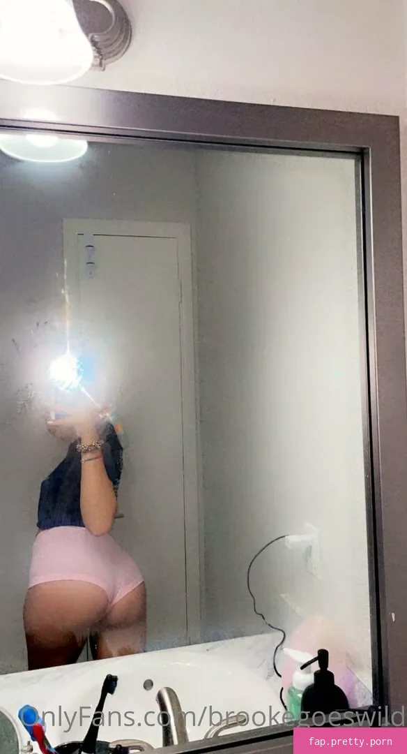 brookegoeswild - Photo #02