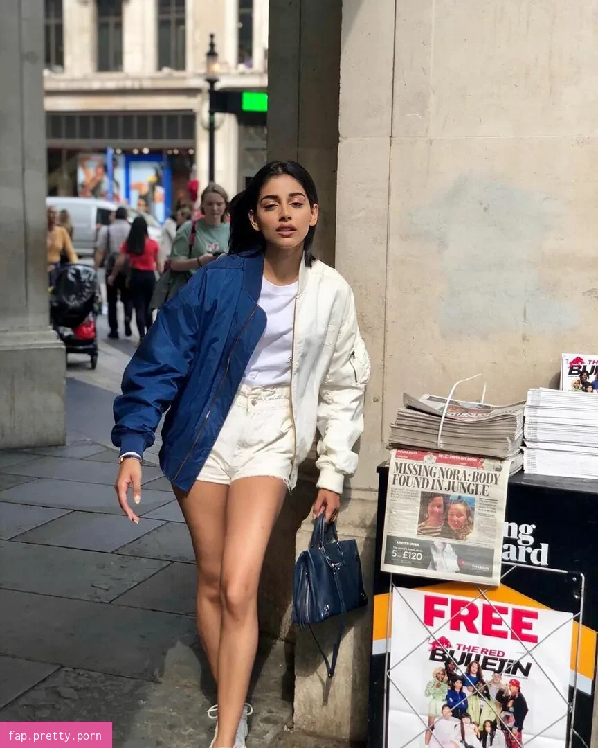 Banita Sandhu - Photo #62