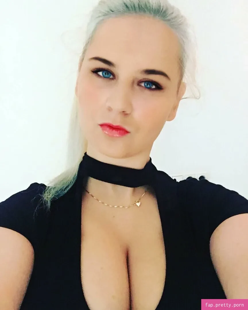 Barbara Szabo - Photo #10