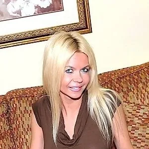 Barbi Sinclair