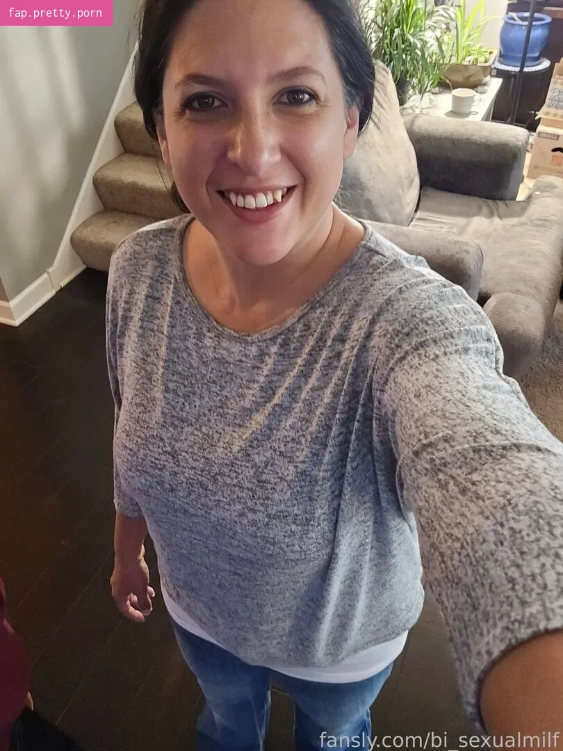 bi_sexualmilf - Photo #75