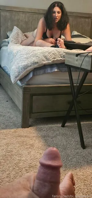 bi_sexualmilf