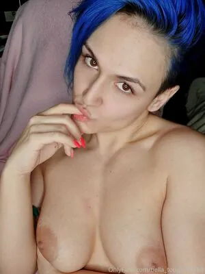 bella_tough_cookie