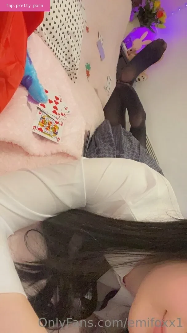 bunnyemiii - Photo #28