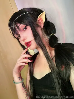 bunnygirlluna