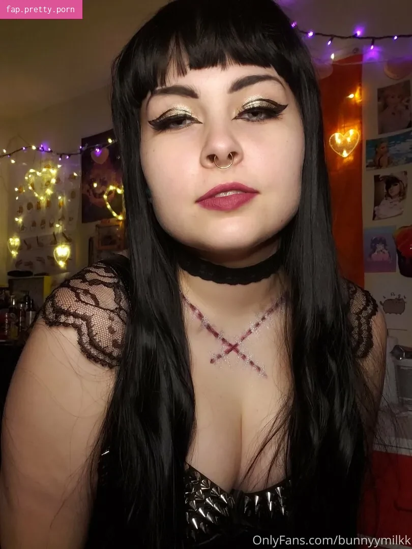 bunnyymilkk - Photo #33