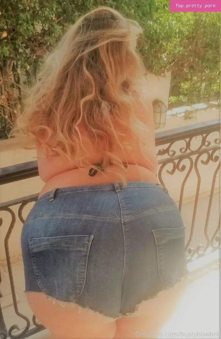 bustybbwbrit - Photo #75