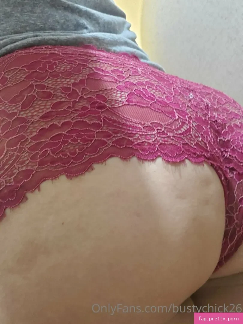 bustychick26 - Photo #13