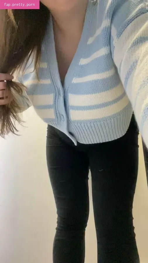 bustyfox1 - Photo #33