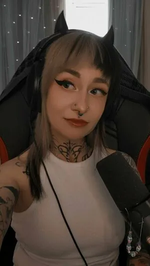 Boba_witch / bobawtch / bobawitch