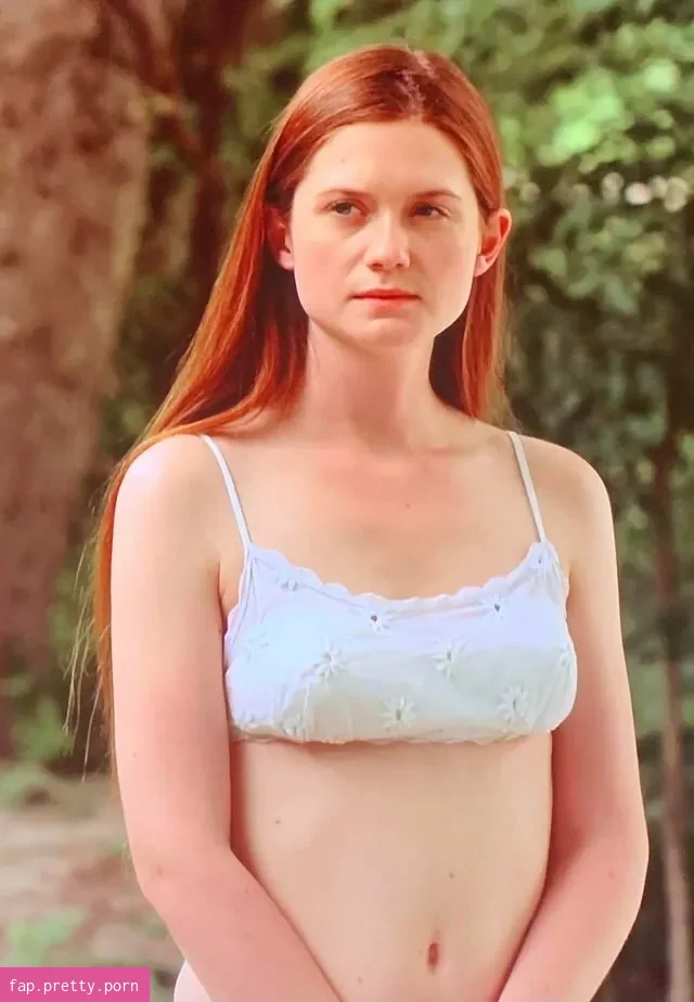 Bonnie Wright - Photo #75