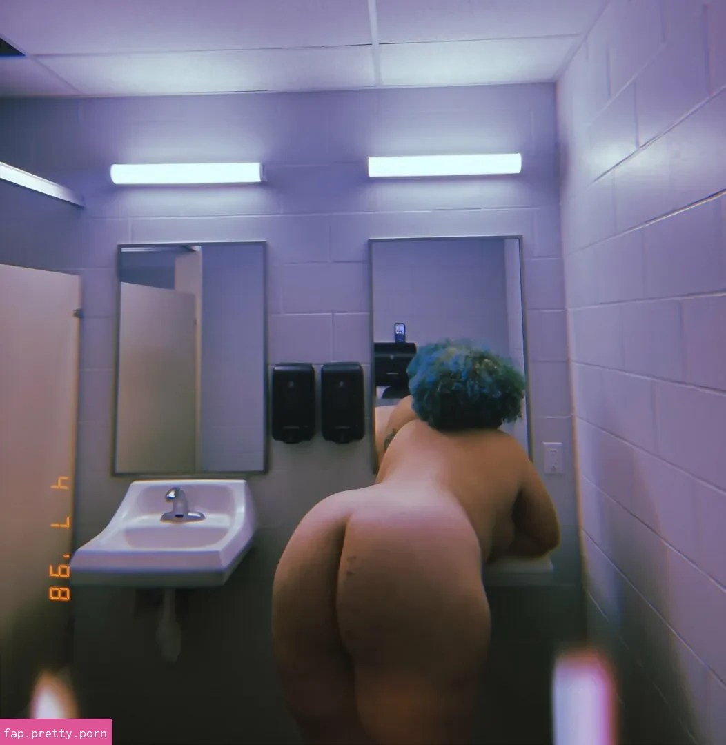 Bluemoss_xx - Photo #34